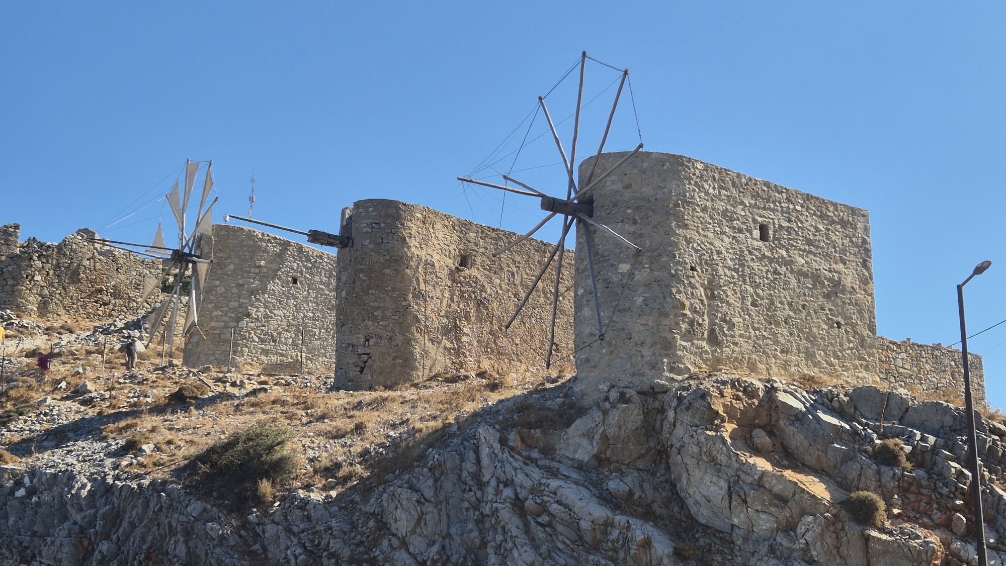 Restaurierte Windmühlen